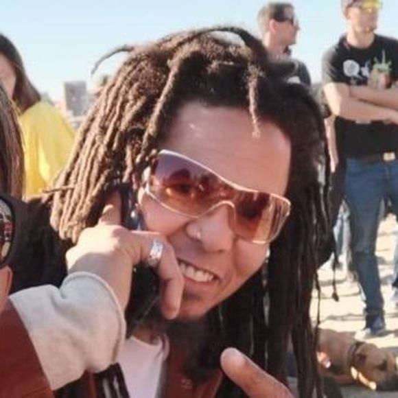 Meet your Posher, Oliver - Picture 1 of 1